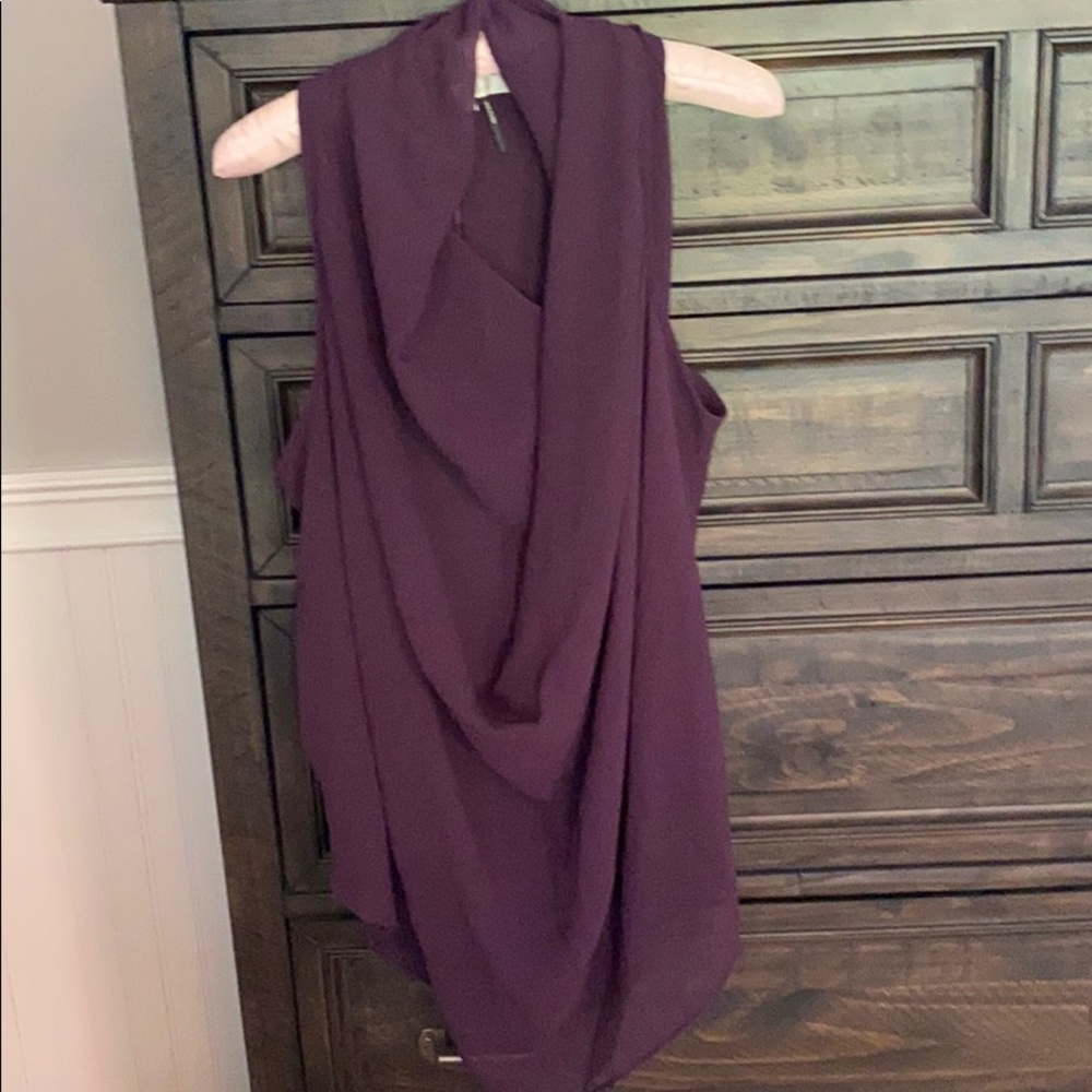 Fate sleeveless shirt eggplant color